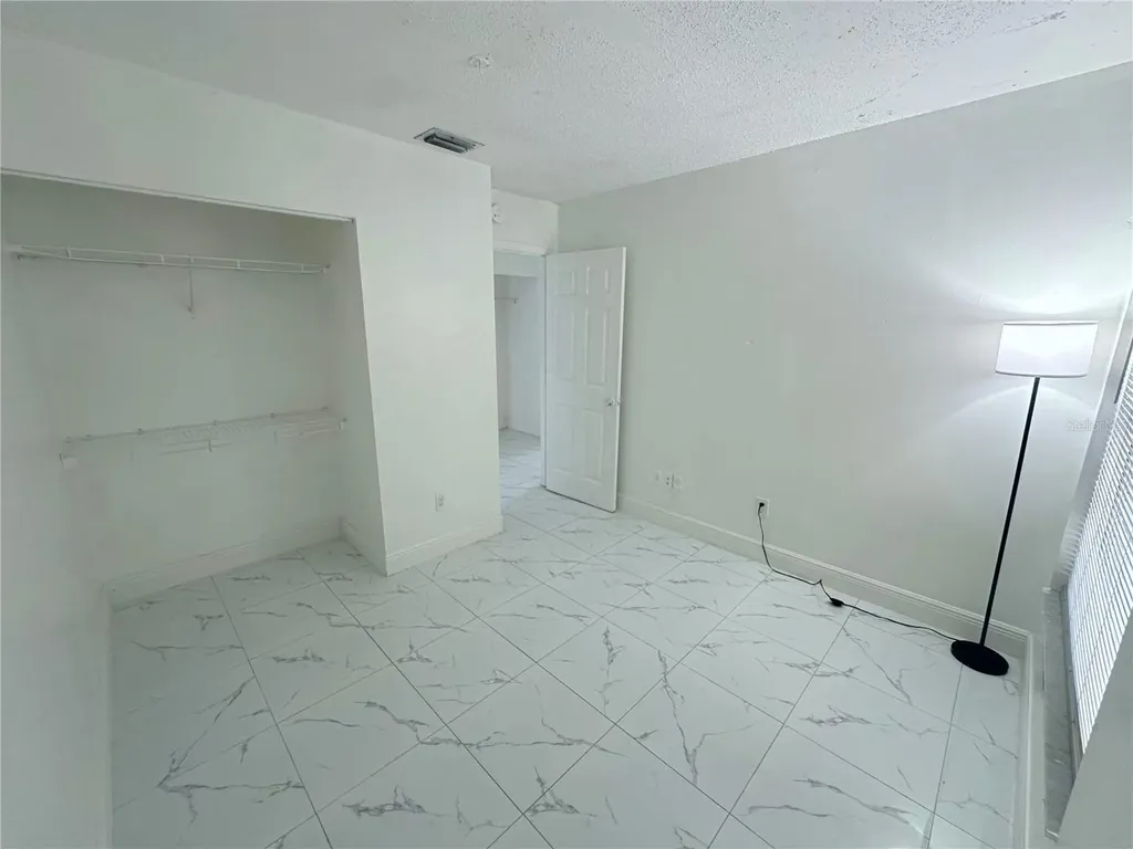 10539 Parkcrest Drive Tampa FL 33624