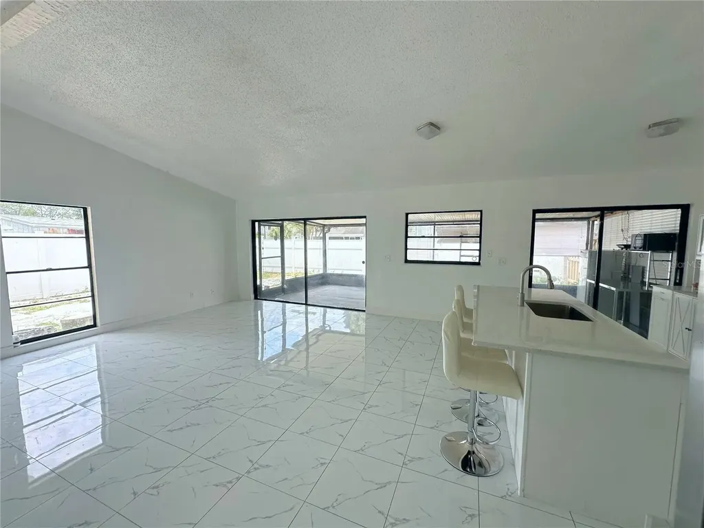 10539 Parkcrest Drive Tampa FL 33624