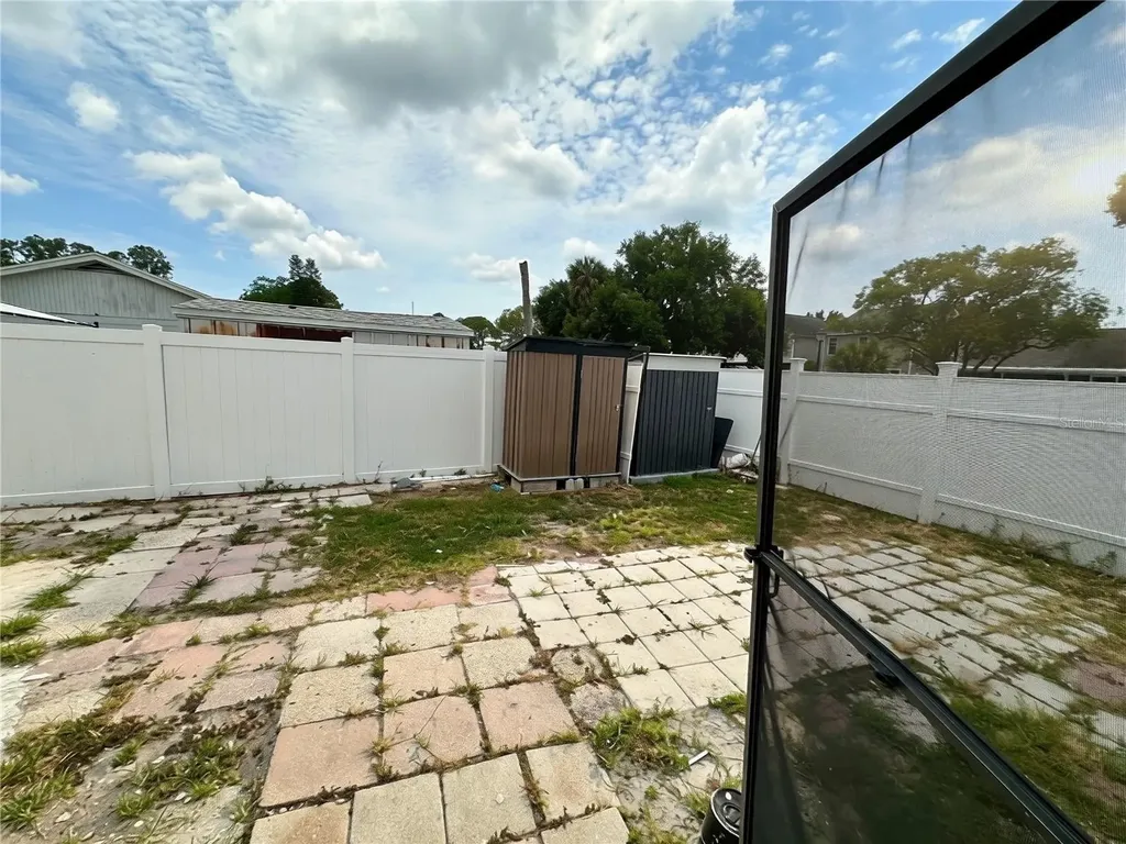 10539 Parkcrest Drive Tampa FL 33624