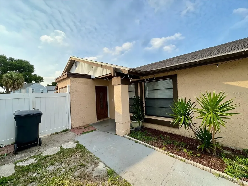 10539 Parkcrest Drive Tampa FL 33624