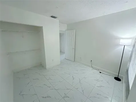 10539 Parkcrest Drive Tampa FL 33624