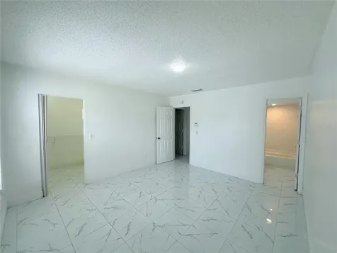 10539 Parkcrest Drive Tampa FL 33624
