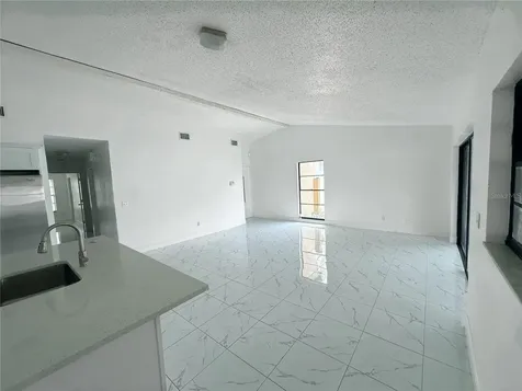 10539 Parkcrest Drive Tampa FL 33624