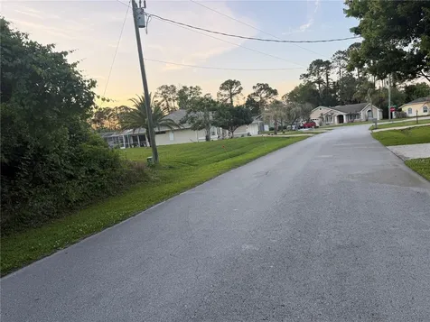 41 Woodlyn Lane Palm Coast FL 32164