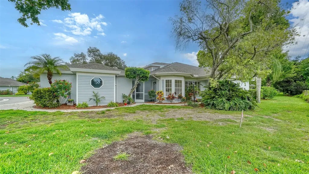 6467 Carrington Circle Sarasota FL 34238