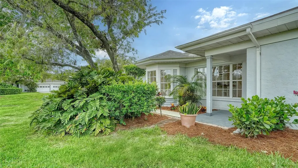 6467 Carrington Circle Sarasota FL 34238