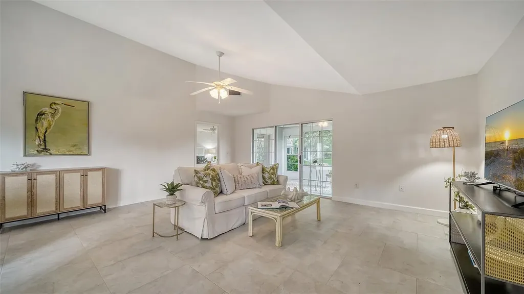 6467 Carrington Circle Sarasota FL 34238