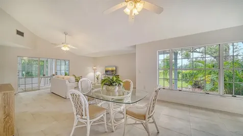 6467 Carrington Circle Sarasota FL 34238