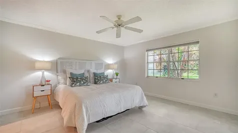 6467 Carrington Circle Sarasota FL 34238