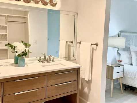 6467 Carrington Circle Sarasota FL 34238