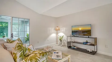 6467 Carrington Circle Sarasota FL 34238