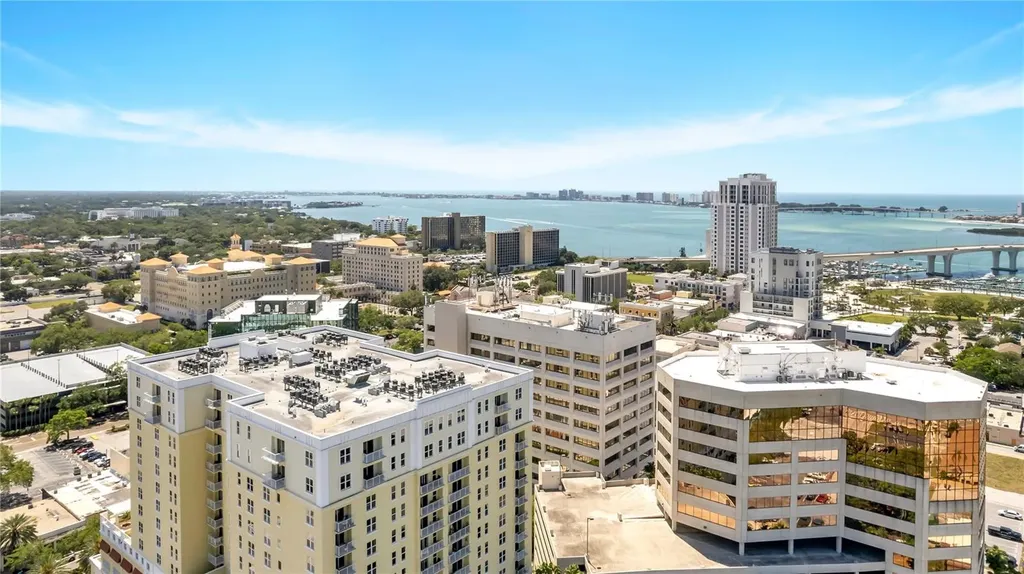 628 Cleveland Street Clearwater FL 33755