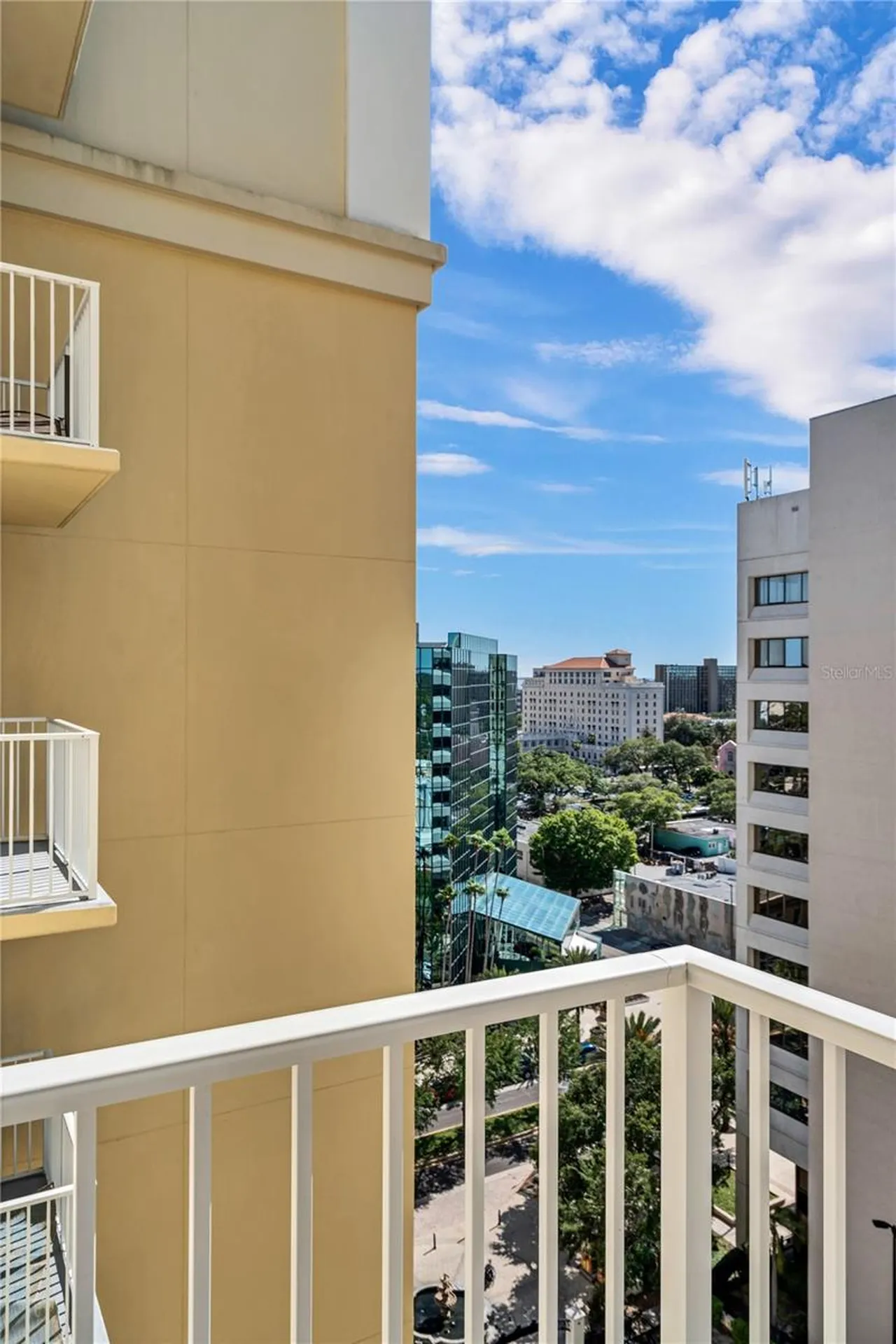 628 Cleveland Street Clearwater FL 33755
