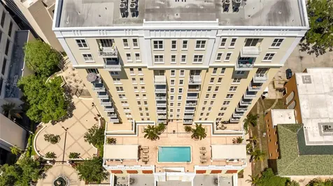 628 Cleveland Street Clearwater FL 33755