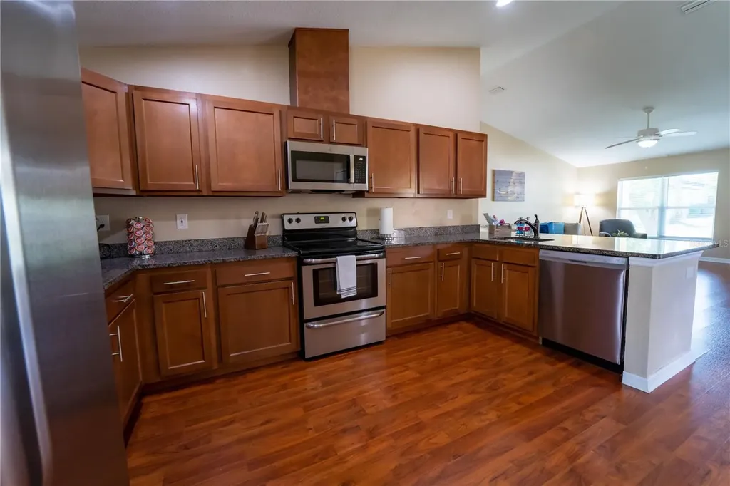 9621 N 46th Street Tampa FL 33617
