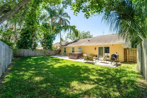 9621 N 46th Street Tampa FL 33617