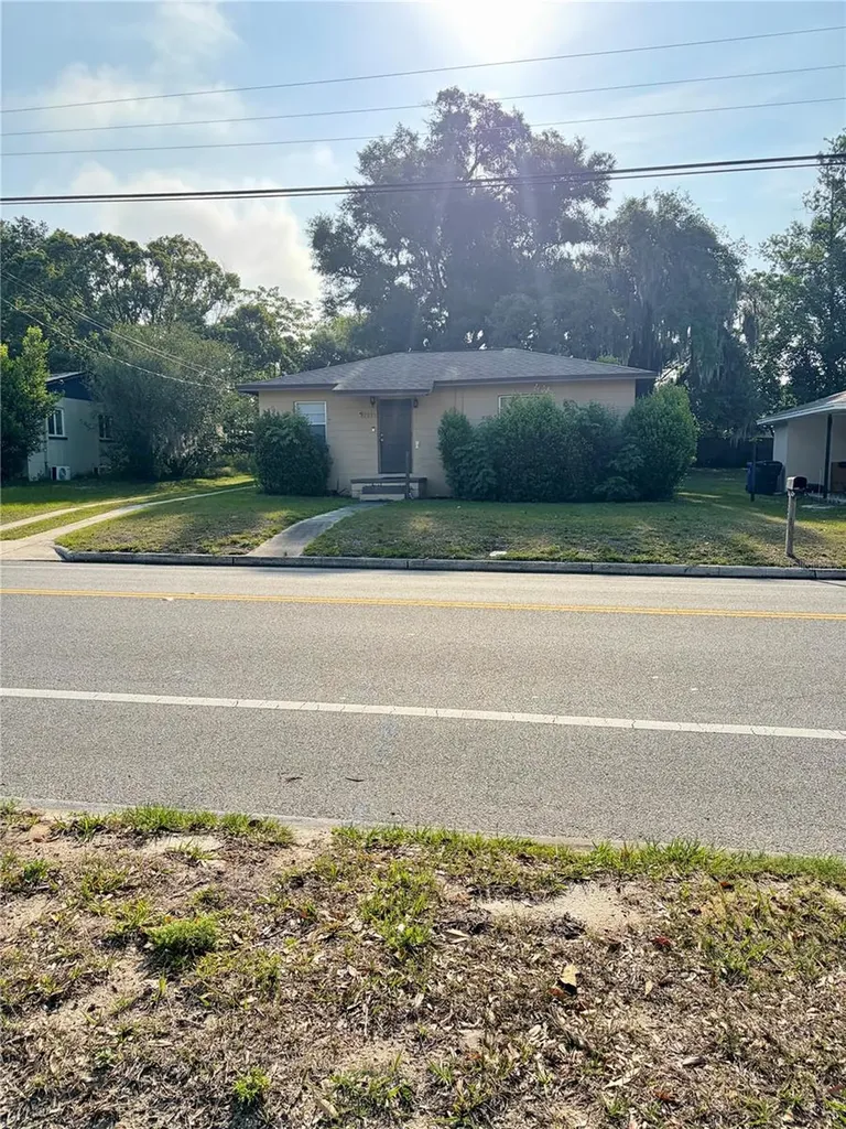 1203 N Brunnell Parkway Lakeland FL 33805