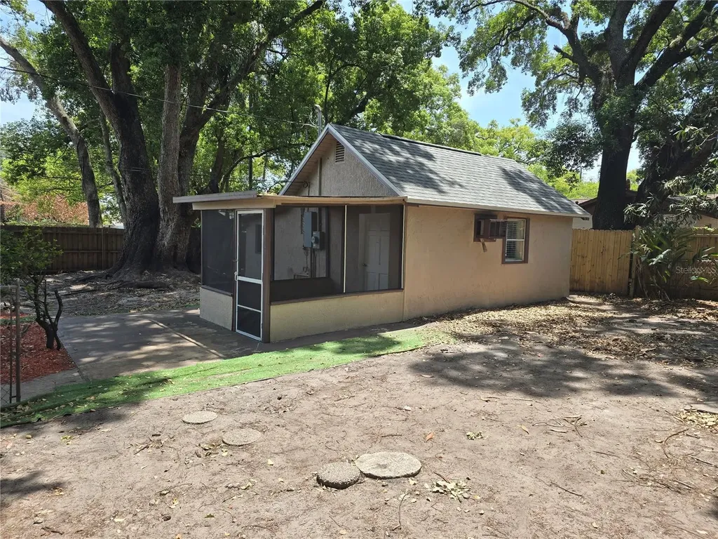 906 24th Street Orlando FL 32805