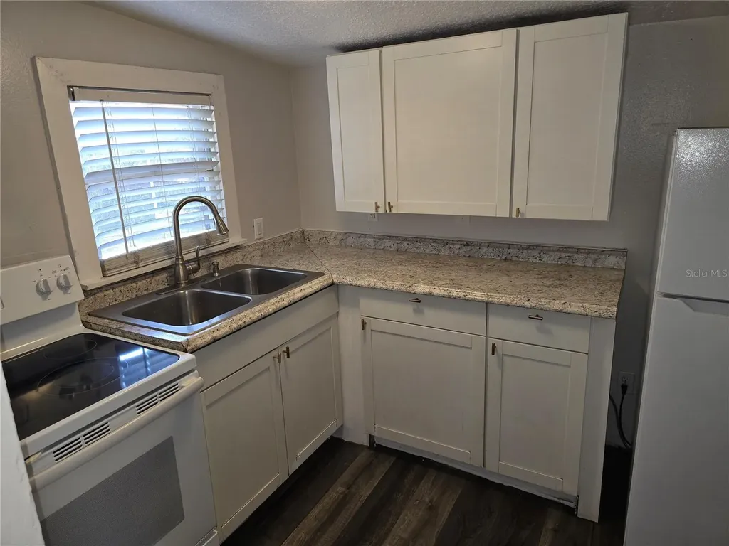 906 24th Street Orlando FL 32805