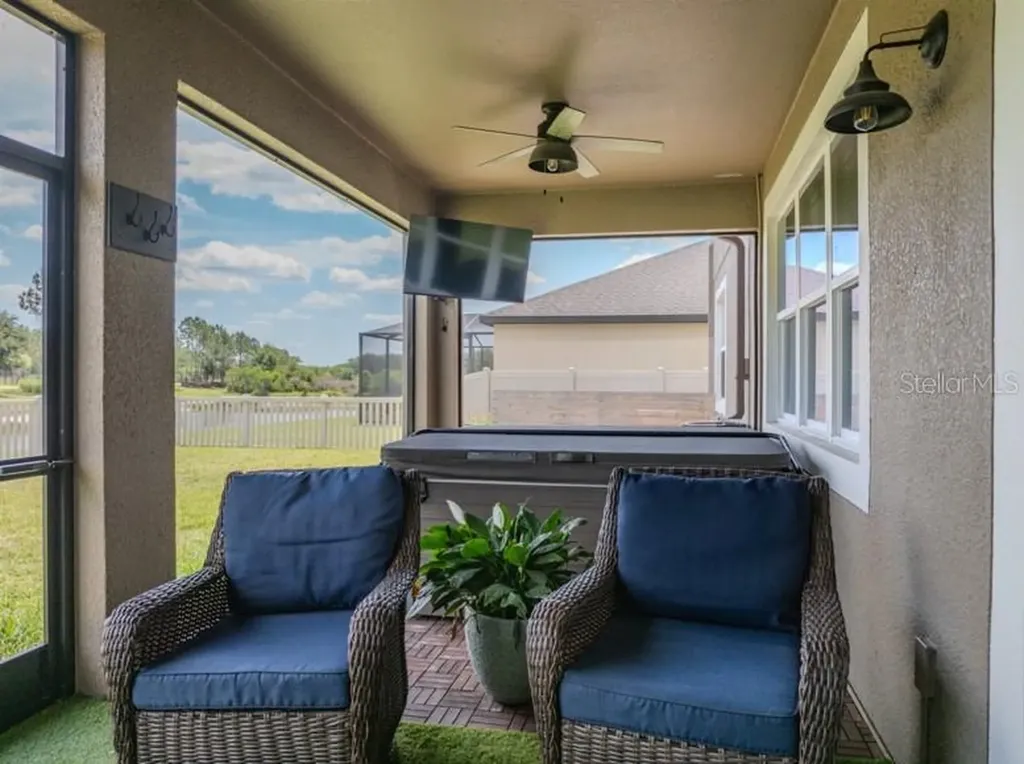 10802 Rolling Moss Road Tampa FL 33647
