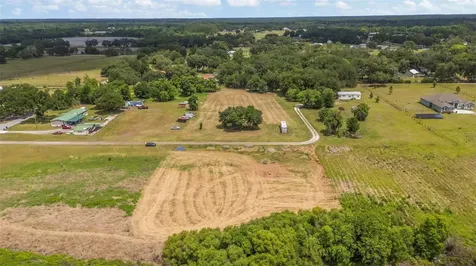 6108 Farm Acres Way Plant City FL 33565