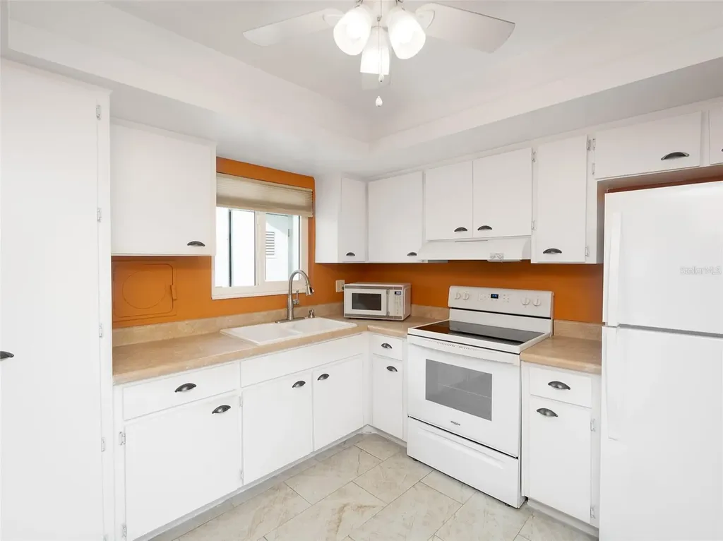 3816 Roxane Boulevard Sarasota FL 34235