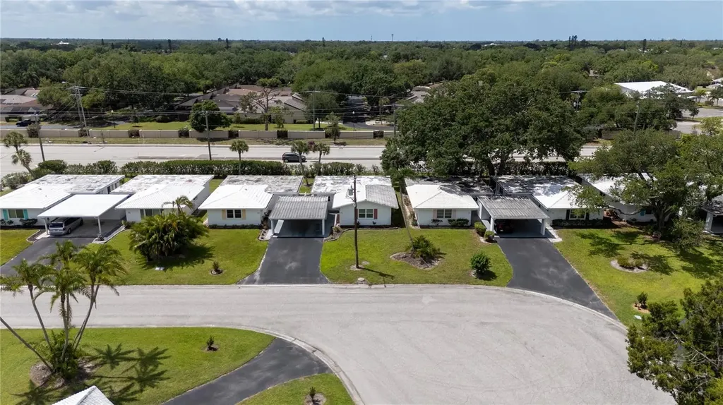 3816 Roxane Boulevard Sarasota FL 34235