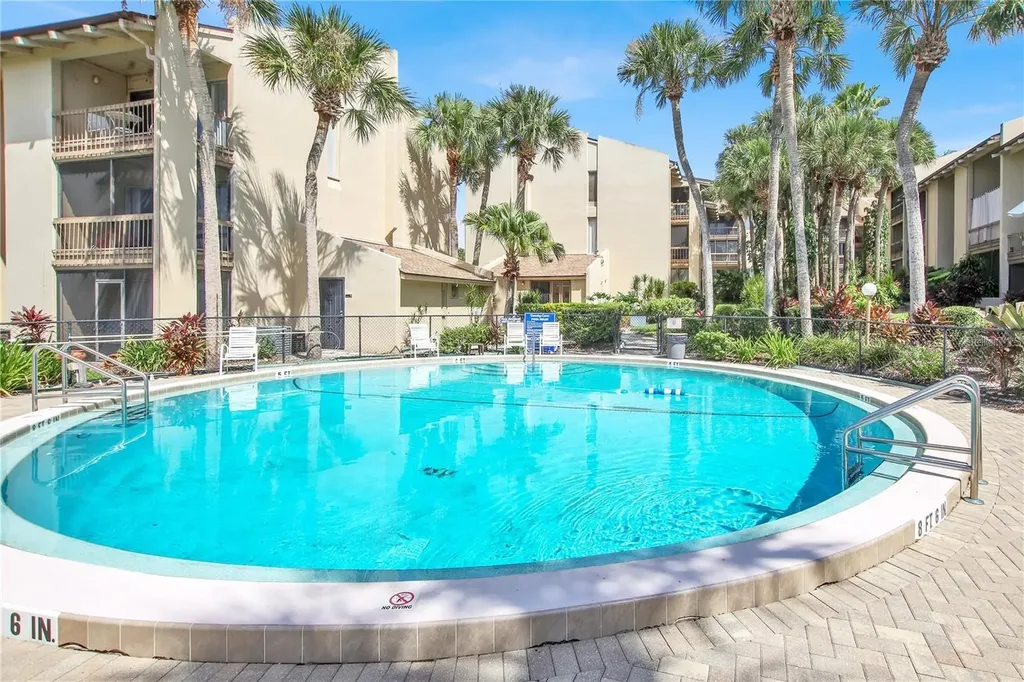 596 Orange Drive Altamonte Springs FL 32701