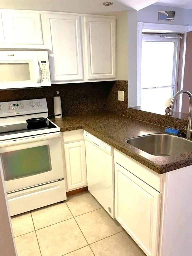 596 Orange Drive Altamonte Springs FL 32701