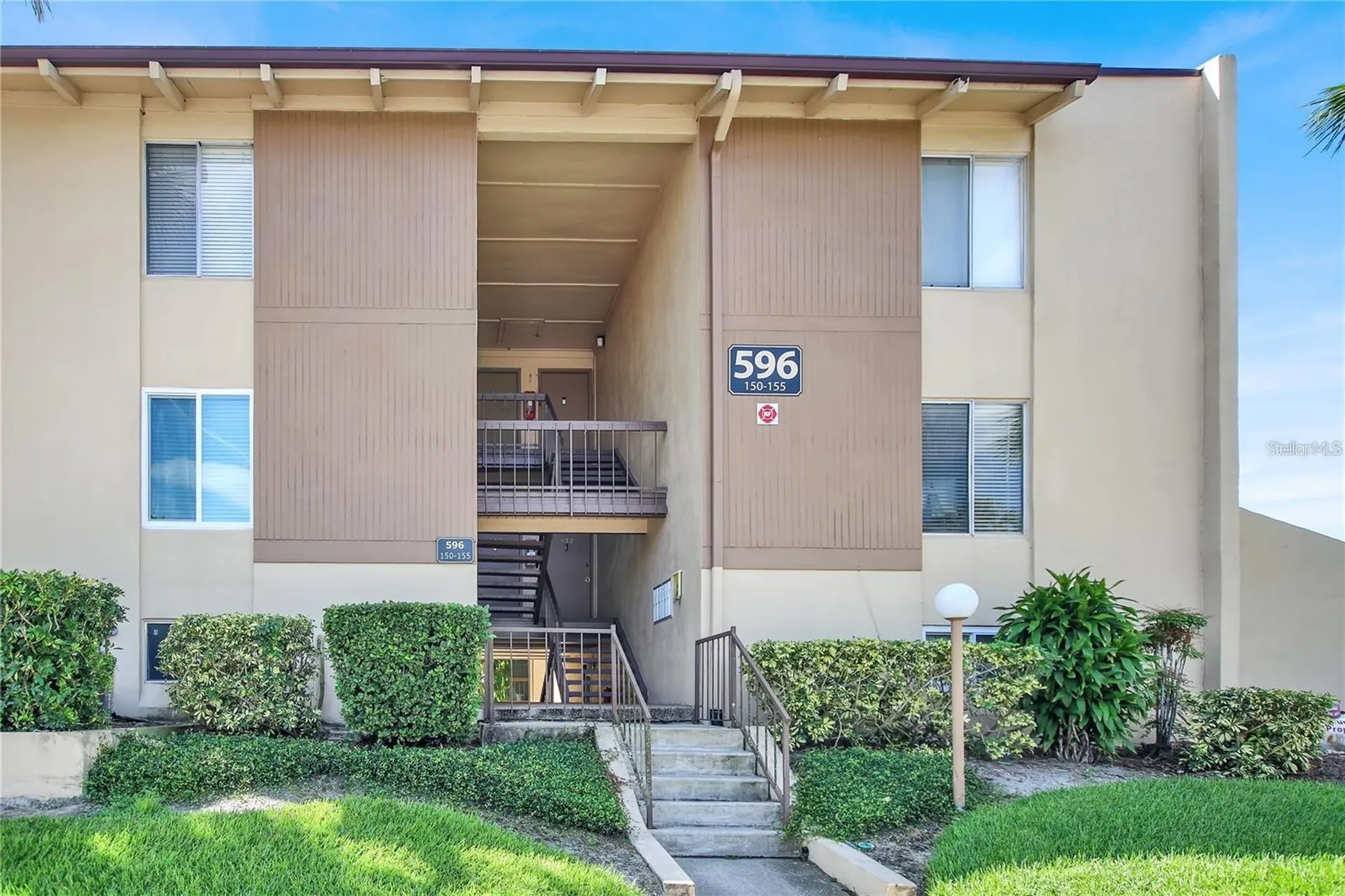 596 Orange Drive Altamonte Springs FL 32701
