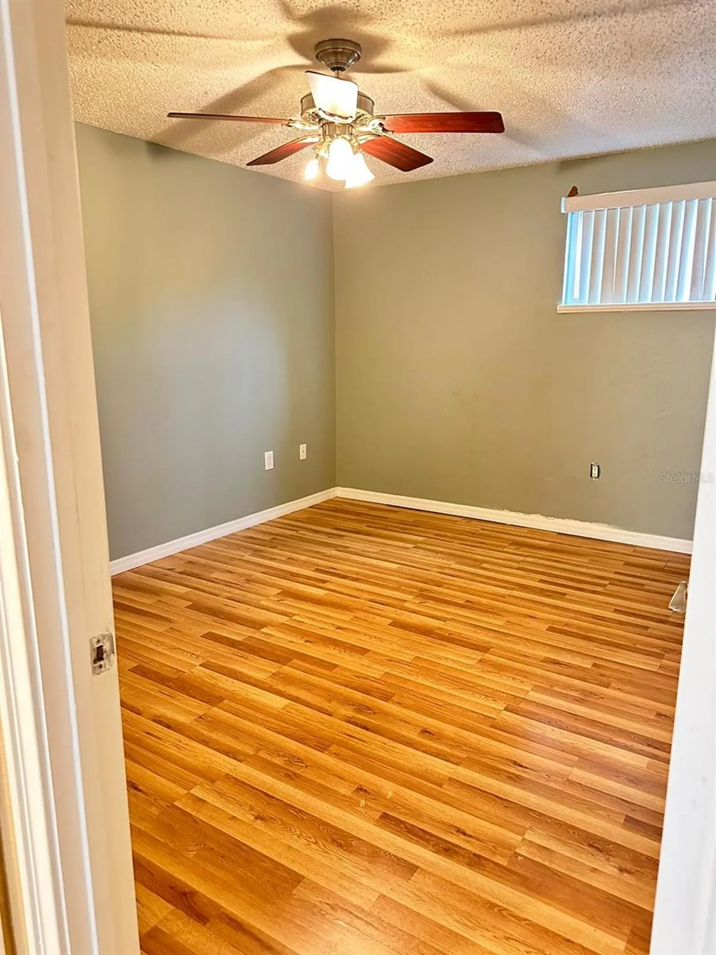 596 Orange Drive Altamonte Springs FL 32701