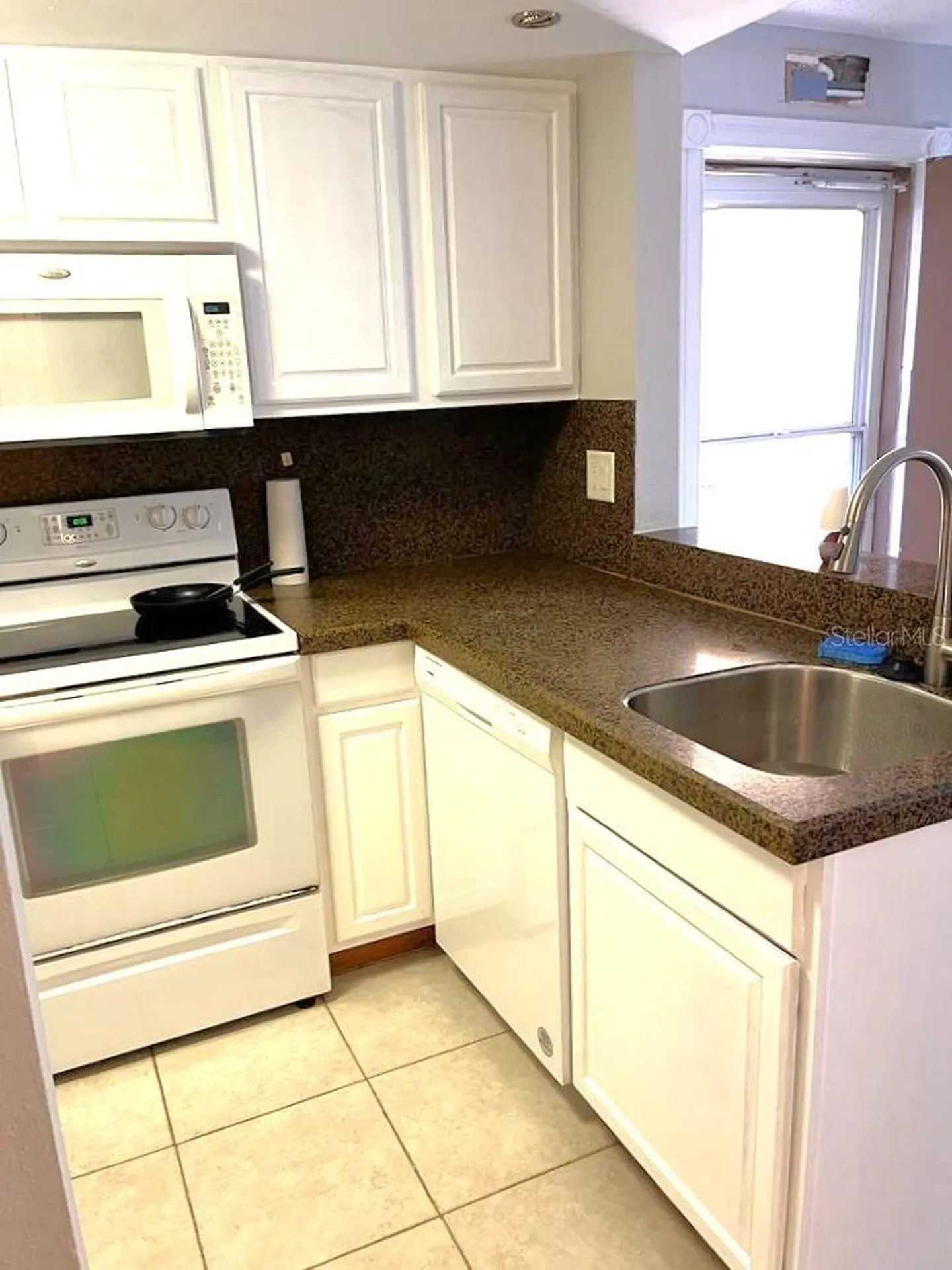 596 Orange Drive Altamonte Springs FL 32701