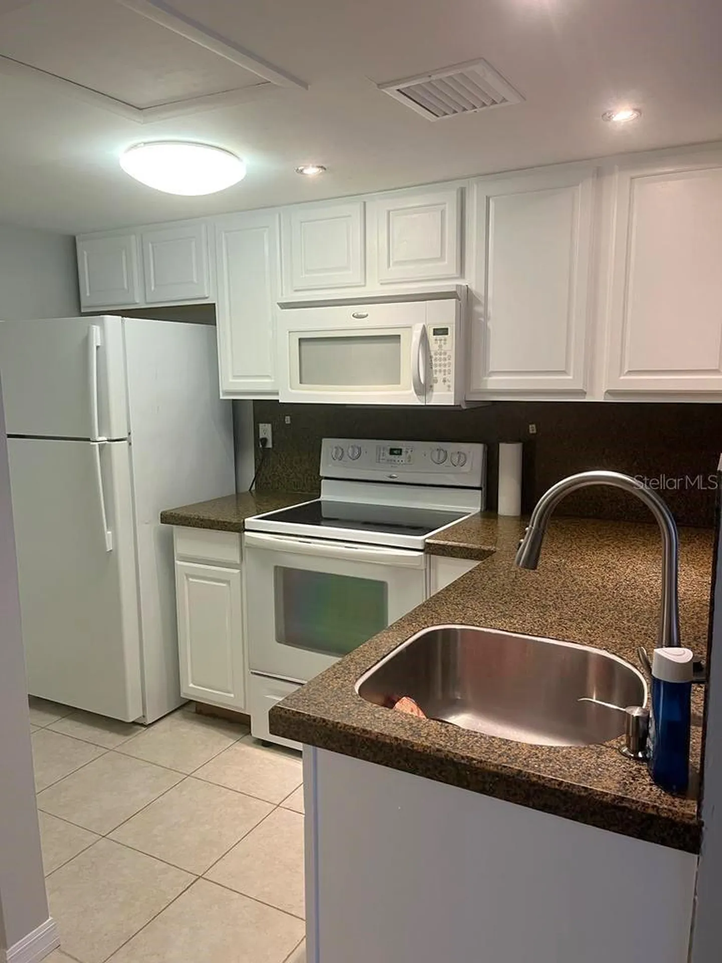 596 Orange Drive Altamonte Springs FL 32701