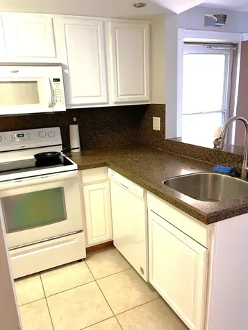 596 Orange Drive Altamonte Springs FL 32701
