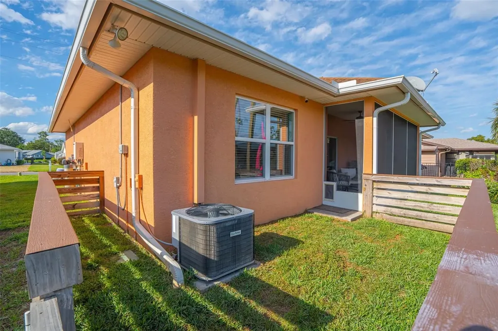 13334 Country Club Drive Tavares FL 32778