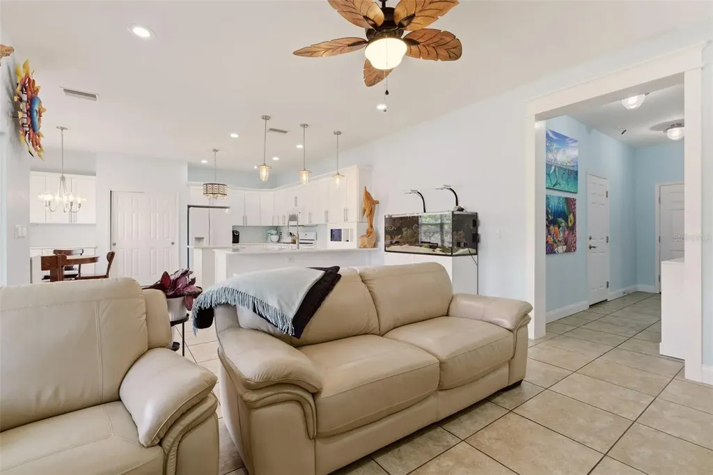 13334 Country Club Drive Tavares FL 32778