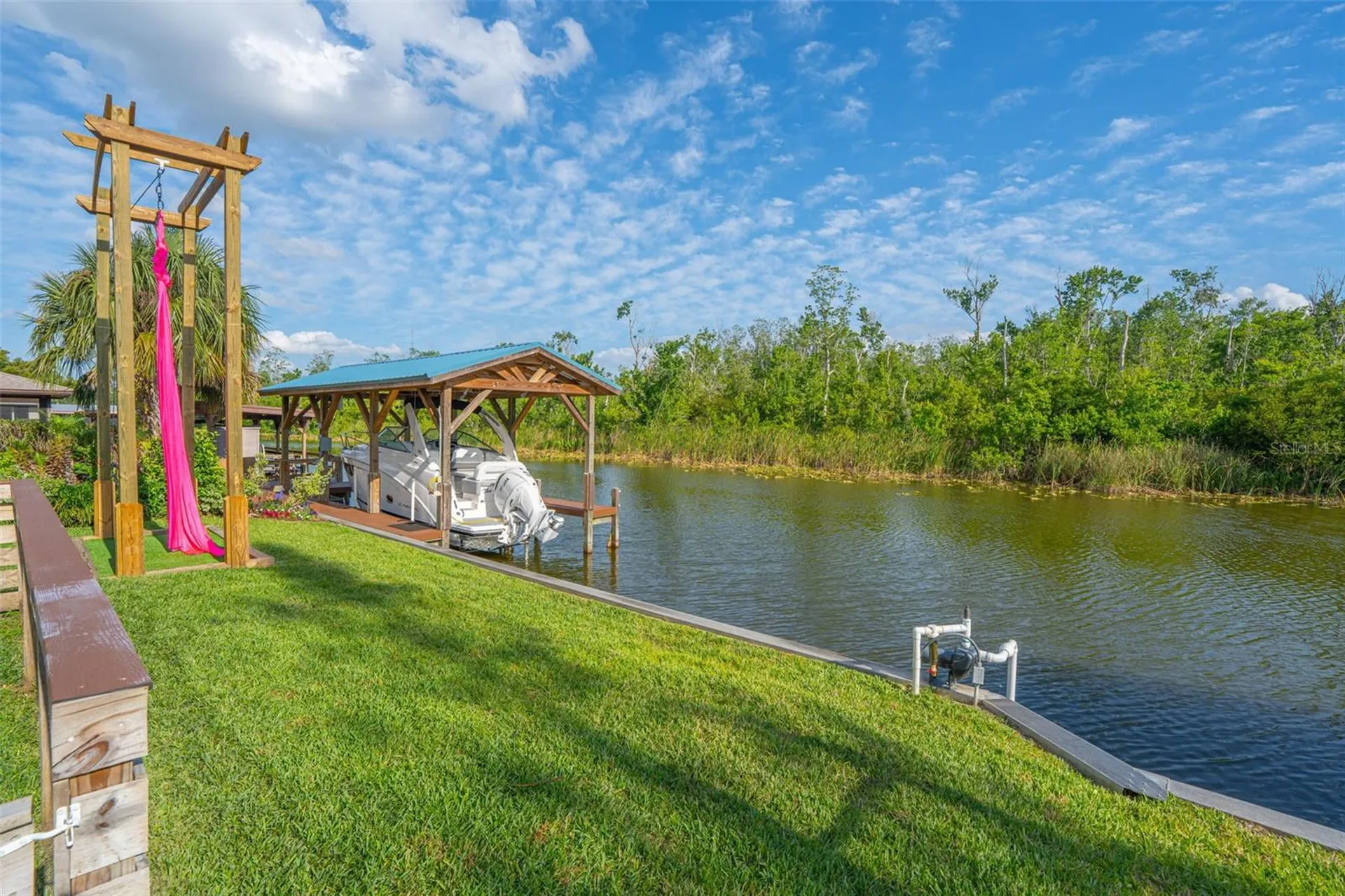 13334 Country Club Drive Tavares FL 32778