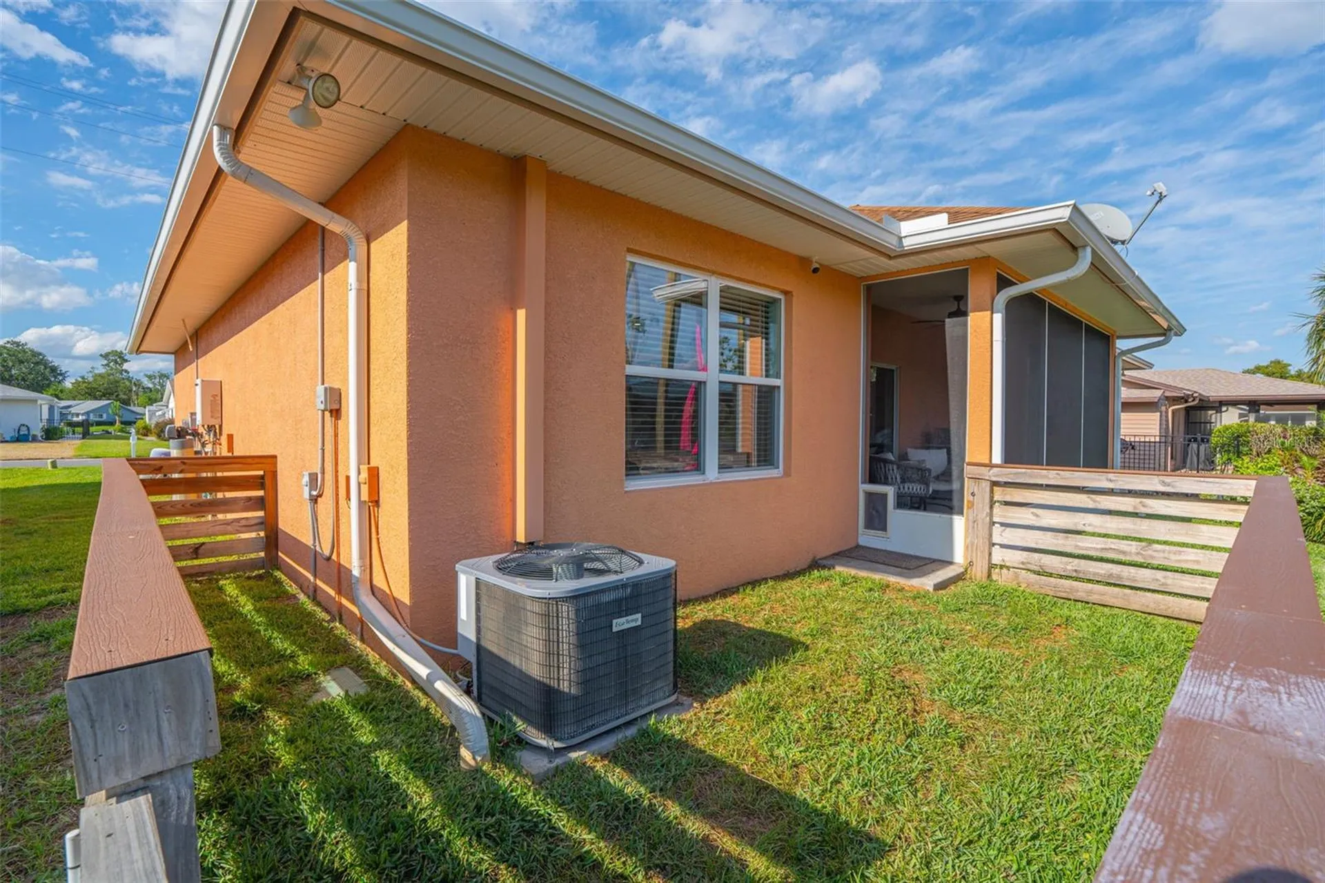 13334 Country Club Drive Tavares FL 32778