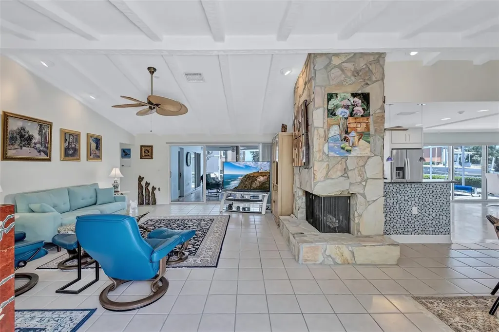 617 Rountree Drive Longboat Key FL 34228
