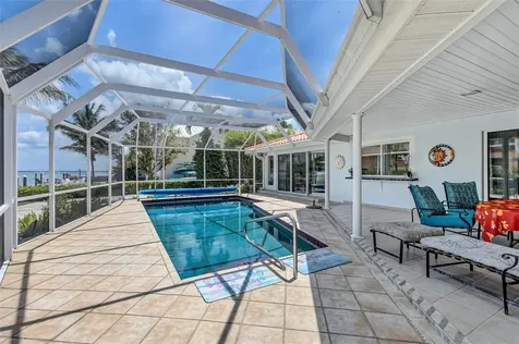 617 Rountree Drive Longboat Key FL 34228