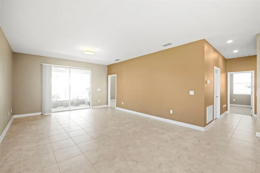 4602 Fairy Tale Circle Kissimmee FL 34746