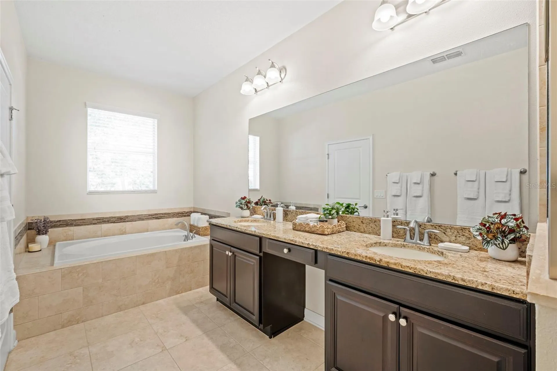 4602 Fairy Tale Circle Kissimmee FL 34746