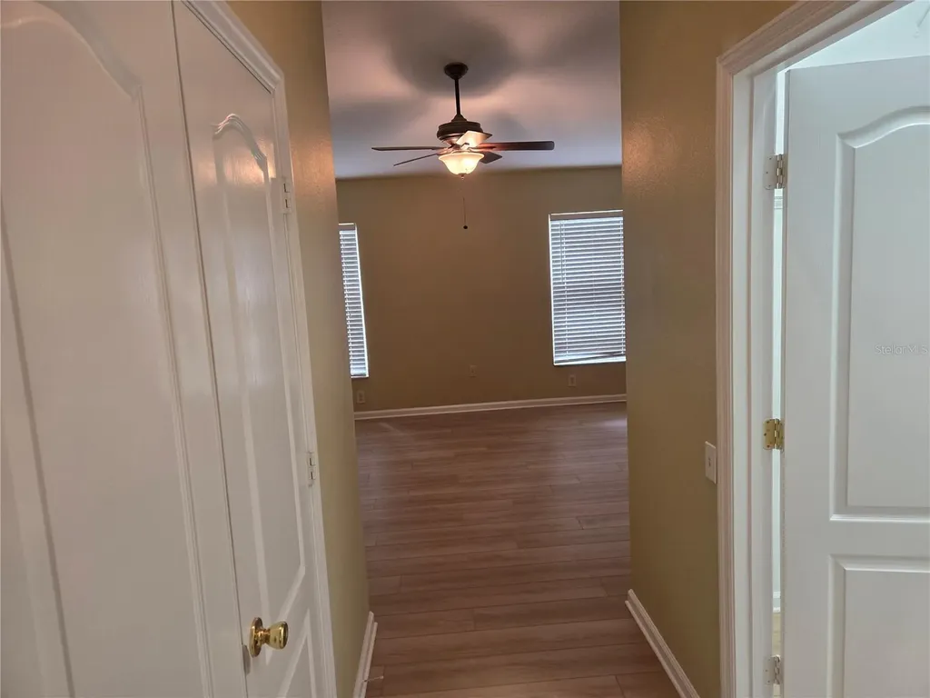 1424 Wylie Court Wesley Chapel FL 33543