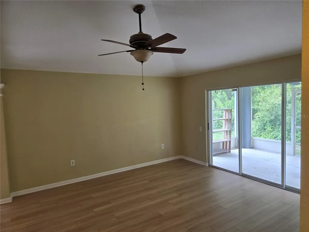 1424 Wylie Court Wesley Chapel FL 33543