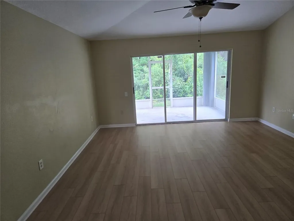 1424 Wylie Court Wesley Chapel FL 33543