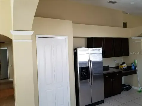 1424 Wylie Court Wesley Chapel FL 33543