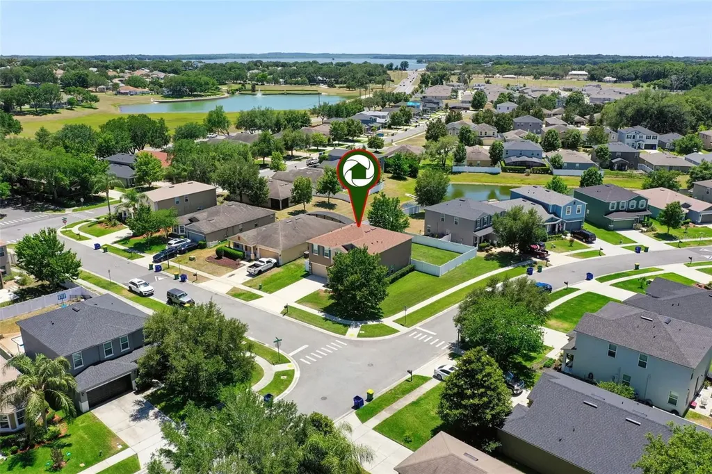 3541 Oak Cliff Boulevard Tavares FL 32778