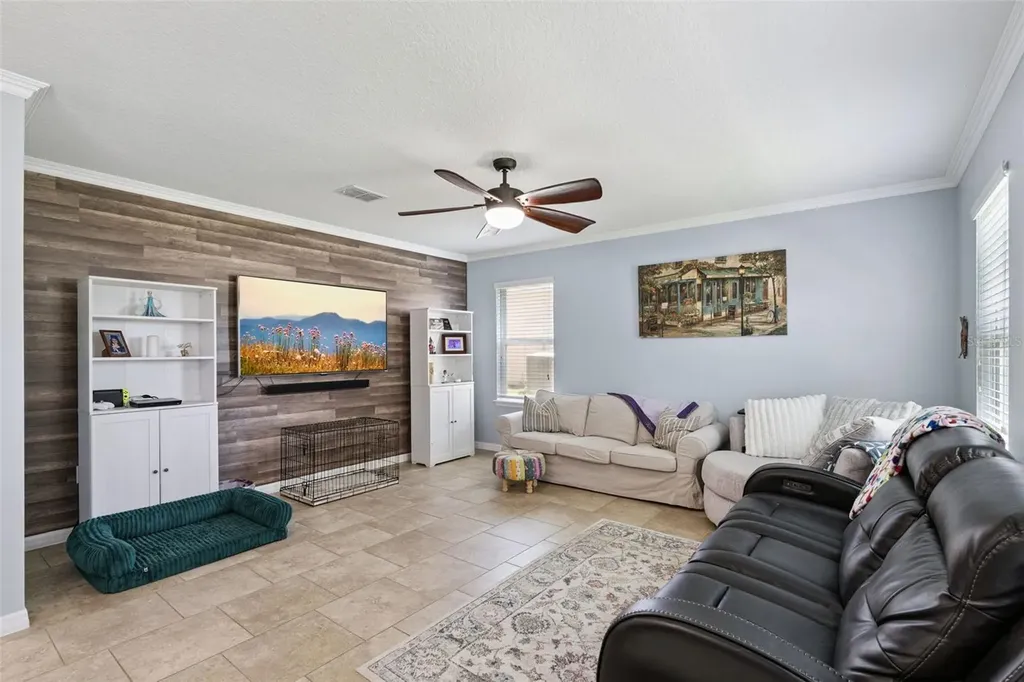3541 Oak Cliff Boulevard Tavares FL 32778