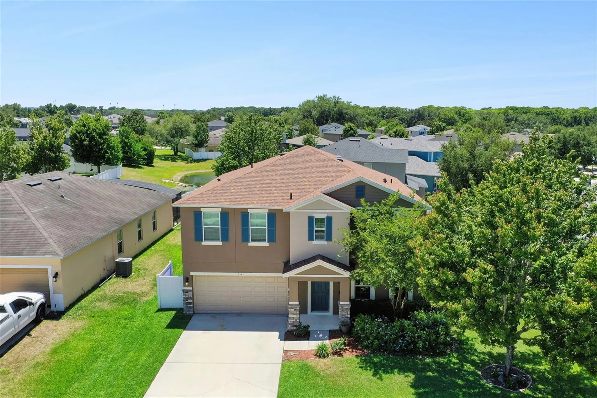 3541 Oak Cliff Boulevard Tavares FL 32778