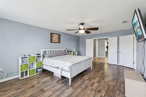 3541 Oak Cliff Boulevard Tavares FL 32778